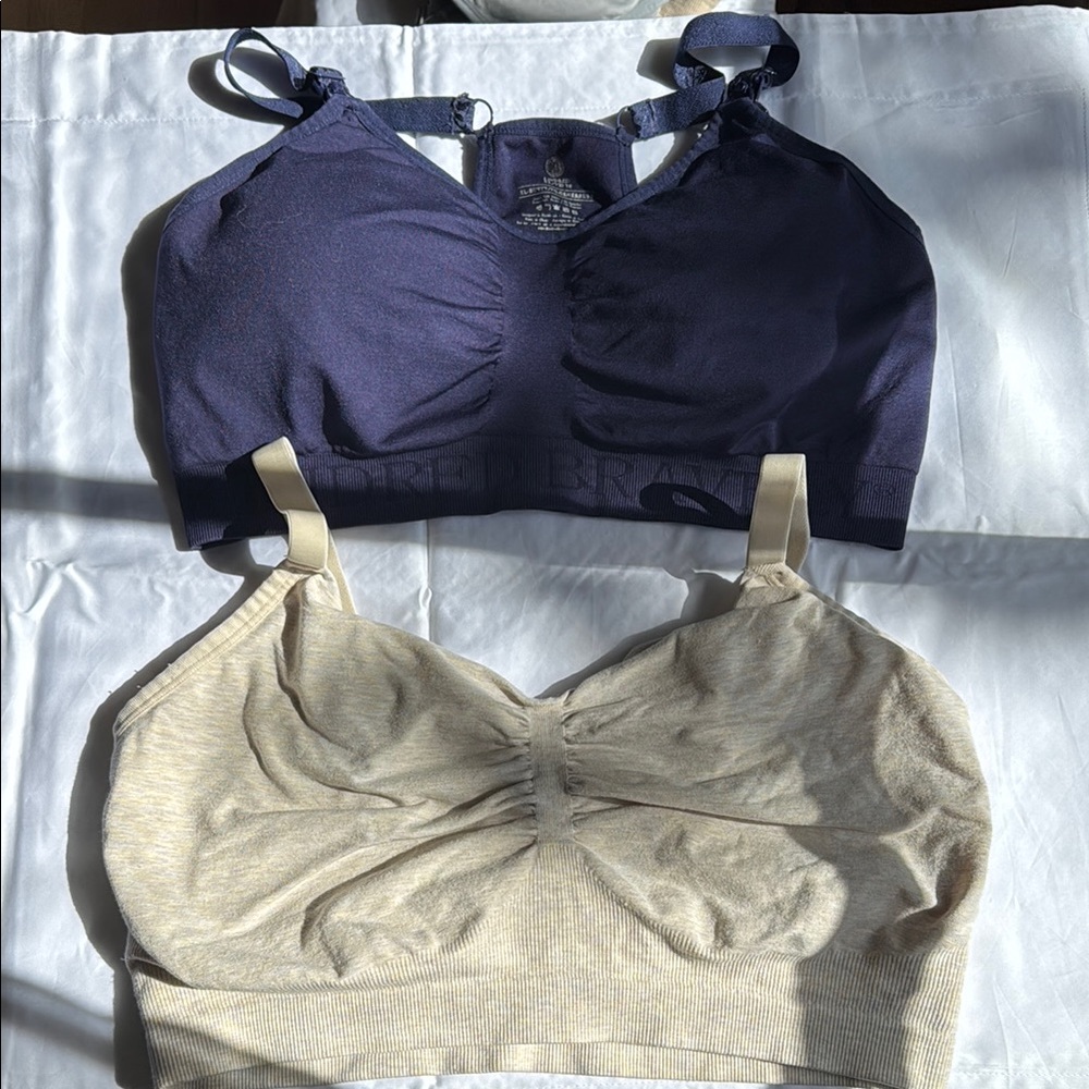 Set of Two Sports Pumping Nursing Bras in Navy and Beige